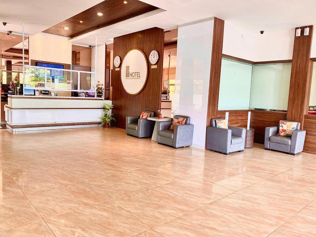 Os Hotel Tanjung Uncang Sagulung Екстериор снимка